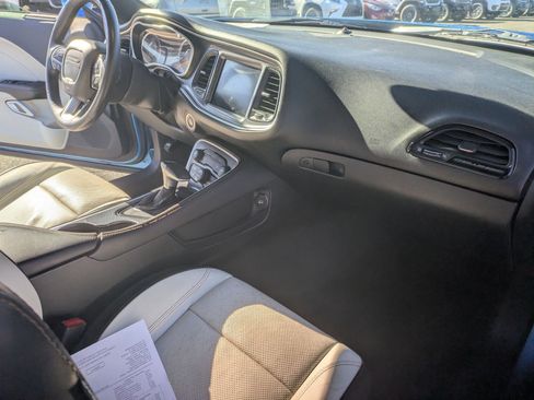 Used 2016 Dodge Challenger SXT Plus image 20