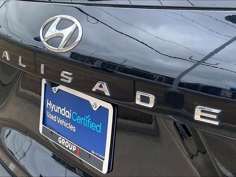 Used 2024 Hyundai Palisade SEL FWD image 8