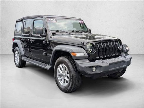 Used 2023 Jeep Wrangler Unlimited Sport AWD/4WD image 3