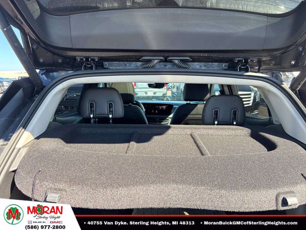 Used 2024 Buick Encore GX Avenir w/ Avenir Technology Package AWD/4WD image 9