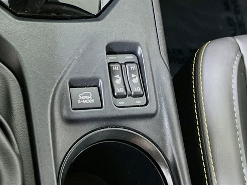 Used 2022 Subaru Crosstrek 2.5i Sport w/ Moonroof Package AWD/4WD image 19