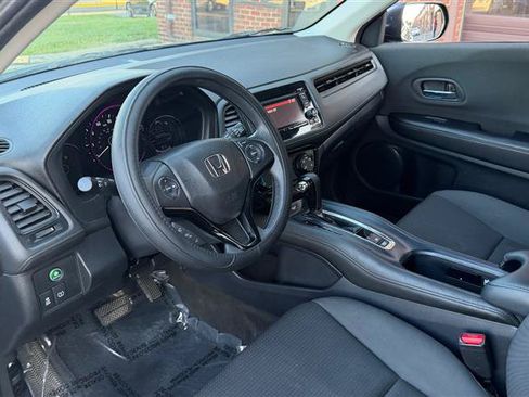 Used 2021 Honda HR-V LX image 28