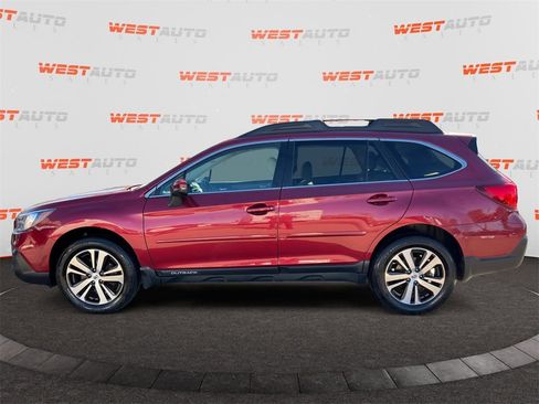 Used 2018 Subaru Outback 3.6R Limited image 2