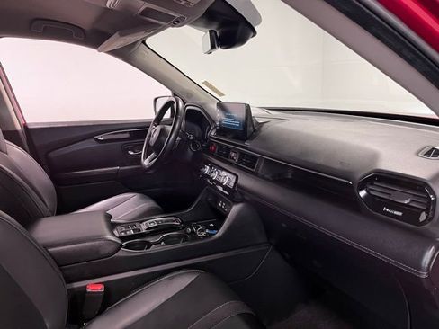 Used 2024 Honda Pilot EX-L image 10