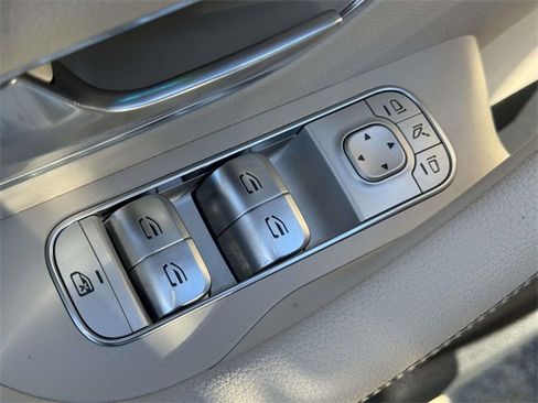 Certified 2022 Mercedes-Benz GLE 350 4MATIC image 18