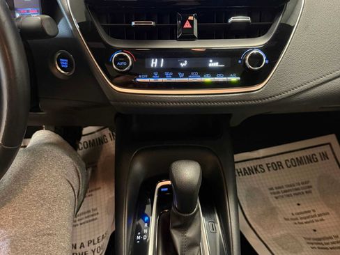 Used 2022 Toyota Corolla SE w/ SE Premium Package FWD image 36