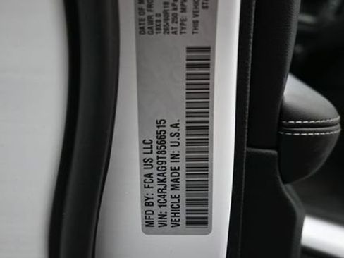 New 2026 Jeep Grand Cherokee L Laredo AWD/4WD image 15