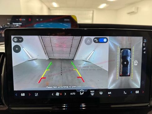 New 2026 Ford Expedition Platinum image 23