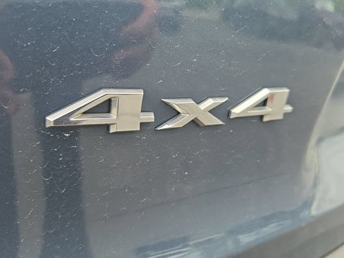 Used 2022 Jeep Cherokee Latitude Lux w/ Sun & Sound Group AWD/4WD image 6
