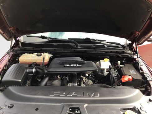 Used 2020 RAM 1500 Laramie RWD image 29