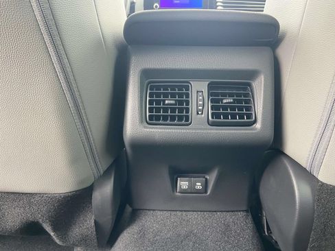 Used 2026 Toyota Camry SE w/ Convenience Package FWD image 19