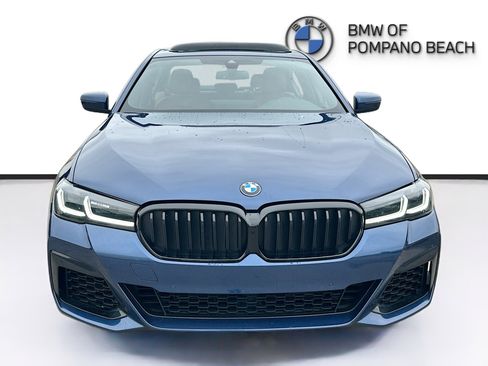 Used 2023 BMW 540i 540i w/ M Sport Package image 2