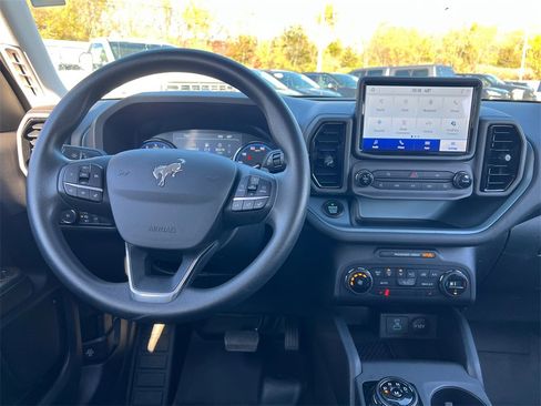 Used 2021 Ford Bronco Sport Badlands image 9