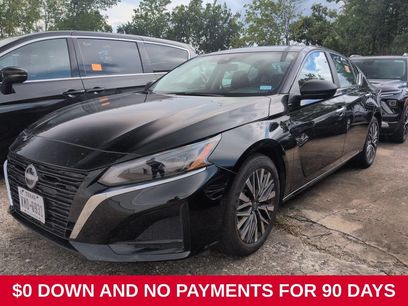 Used 2025 Nissan Altima 2.5 SV