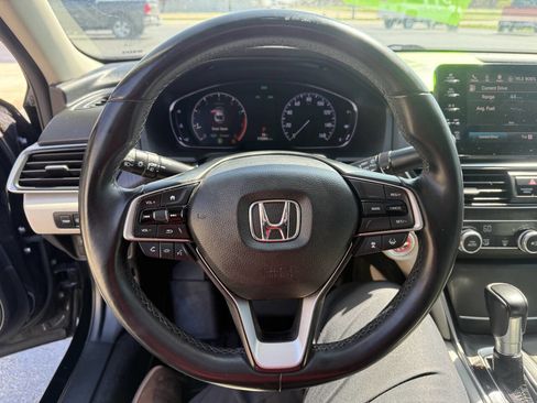 Used 2018 Honda Accord EX-L image 17