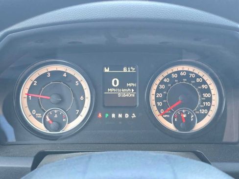 Used 2018 RAM 1500 Classic SLT AWD/4WD image 7