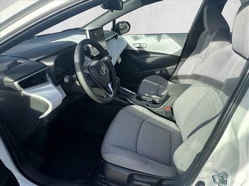 Used 2026 Toyota Corolla SE w/ SE Premium Package FWD image 11
