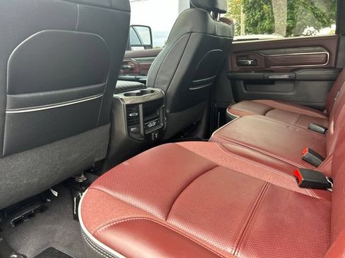 Used 2025 RAM 2500 Limited AWD/4WD image 17