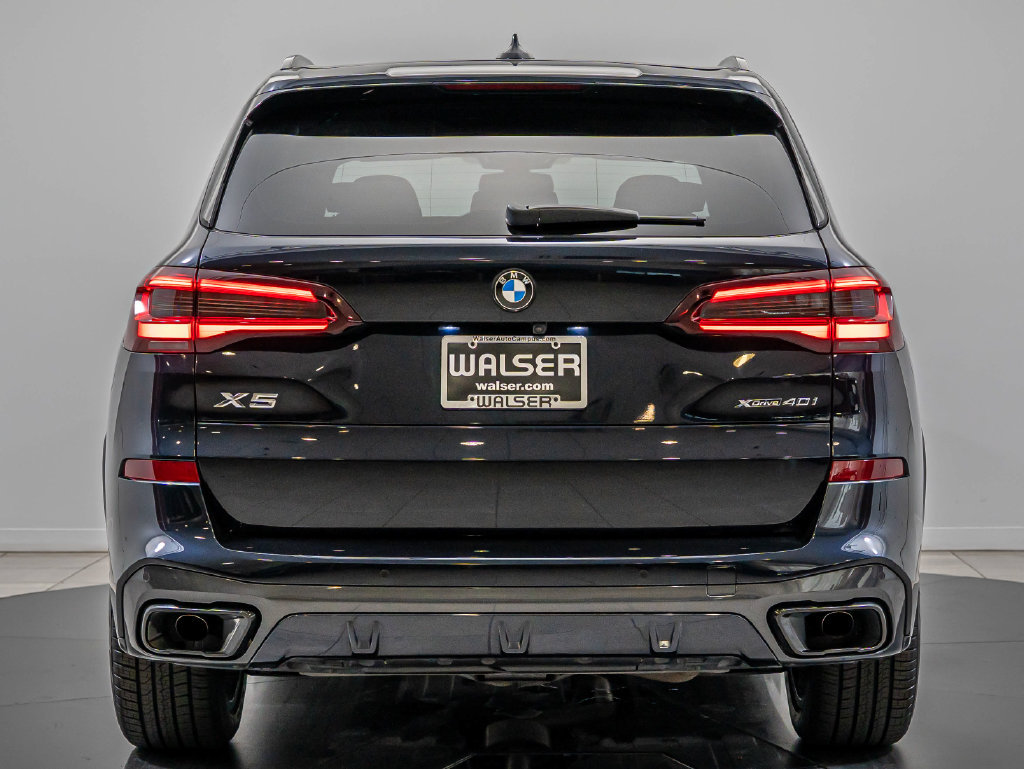 Used 2022 BMW X5 xDrive40i w/ M Sport Package AWD/4WD image 7