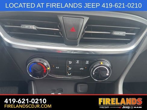 Used 2024 Buick Encore GX Preferred image 26