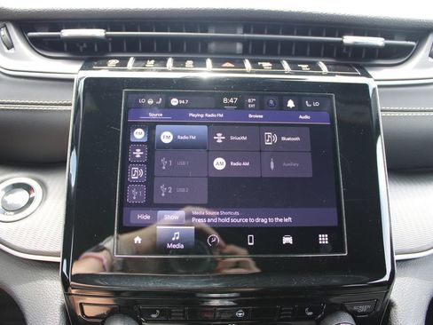 Used 2024 Jeep Grand Cherokee Altitude AWD/4WD image 50