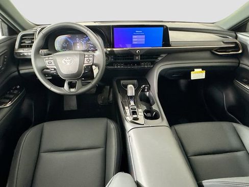 New 2026 Toyota Crown Signia AWD/4WD image 23