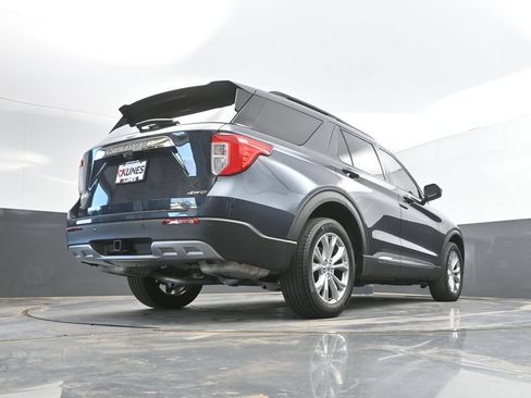 Used 2024 Ford Explorer XLT w/ Equipment Group 202A AWD/4WD image 42