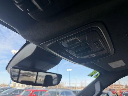 Used 2024 GMC Sierra 2500 Denali Ultimate image 31