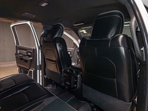 Used 2024 RAM 3500 Laramie w/ Night Edition image 24