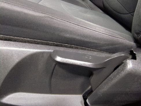 Used 2019 Ford Fiesta SE image 20