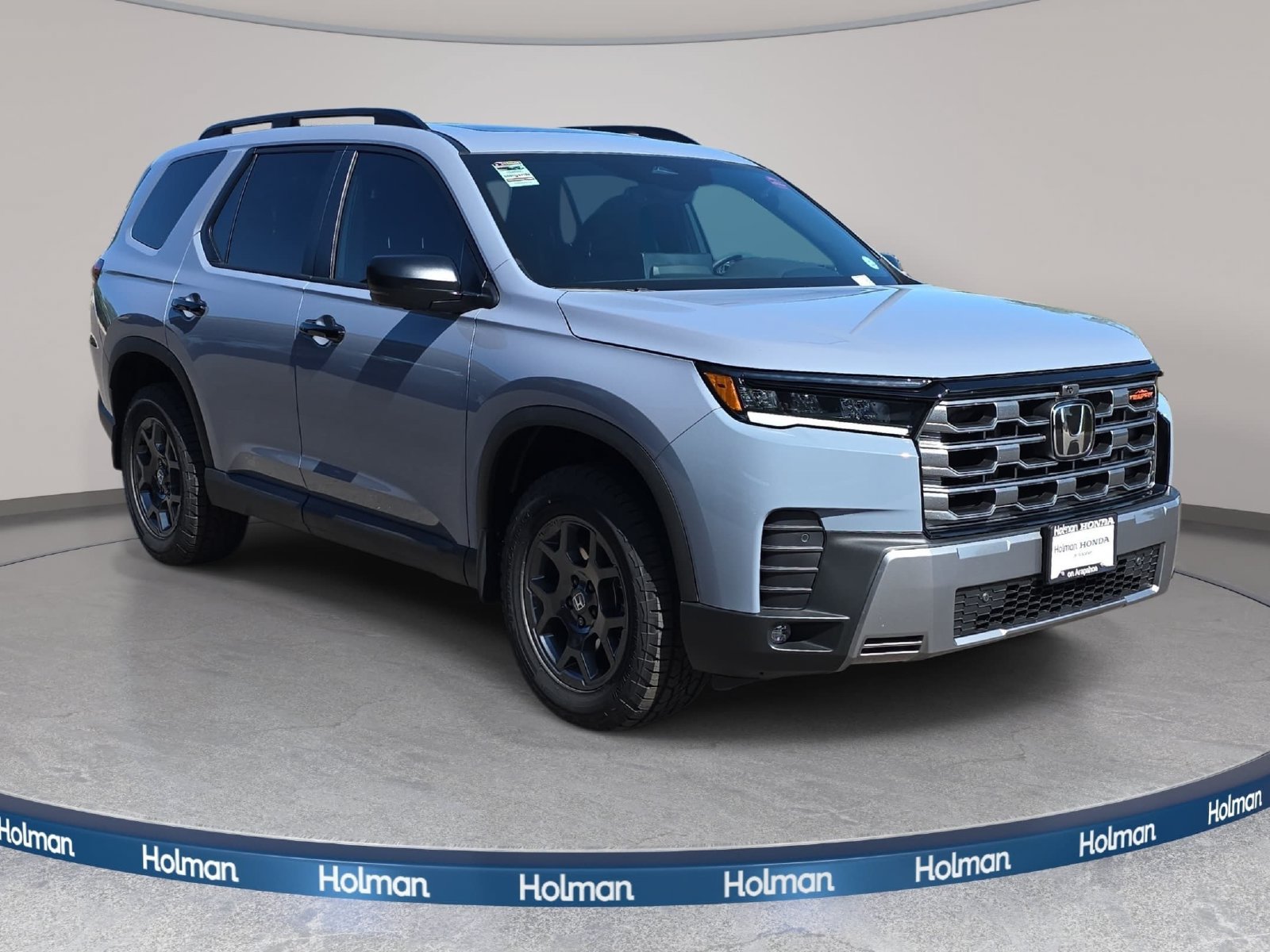New 2026 Honda Pilot TrailSport image 3