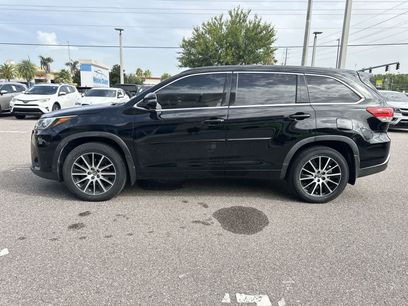 Used 2018 Toyota Highlander SE