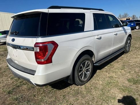 Used 2019 Ford Expedition Max XLT w/ Equipment Group 202A image 4