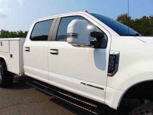 Used 2017 Ford F350 XL w/ Power Equipment Group AWD/4WD image 41