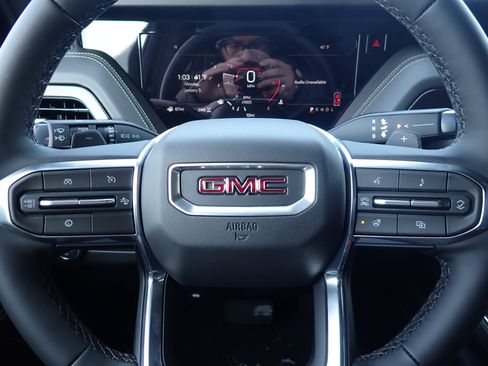 New 2026 GMC Yukon Elevation image 22