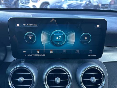 Used 2022 Mercedes-Benz GLC 300 4MATIC image 27