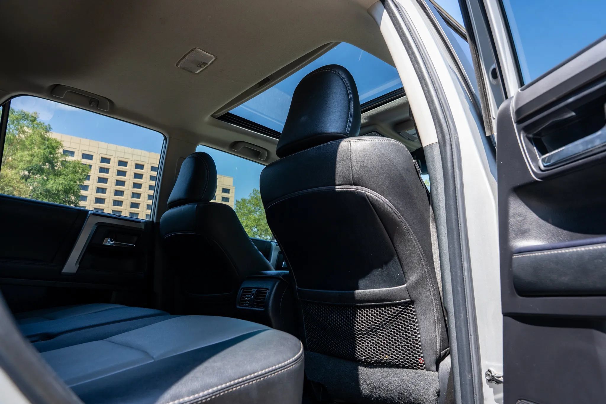 Used 2022 Toyota 4Runner SR5 Premium w/ Moonroof Package AWD/4WD image 16