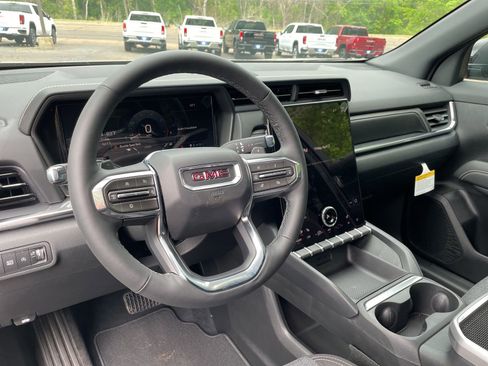 New 2026 GMC Terrain Elevation w/ Black Edition FWD image 21