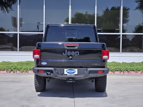 Certified 2025 Jeep Gladiator Sport AWD/4WD image 6