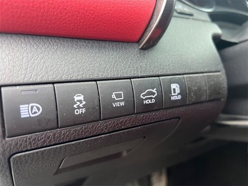 Used 2019 Toyota Camry XSE image 15