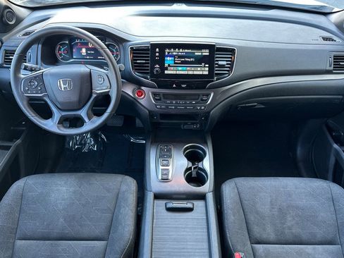 Used 2022 Honda Pilot Sport image 16