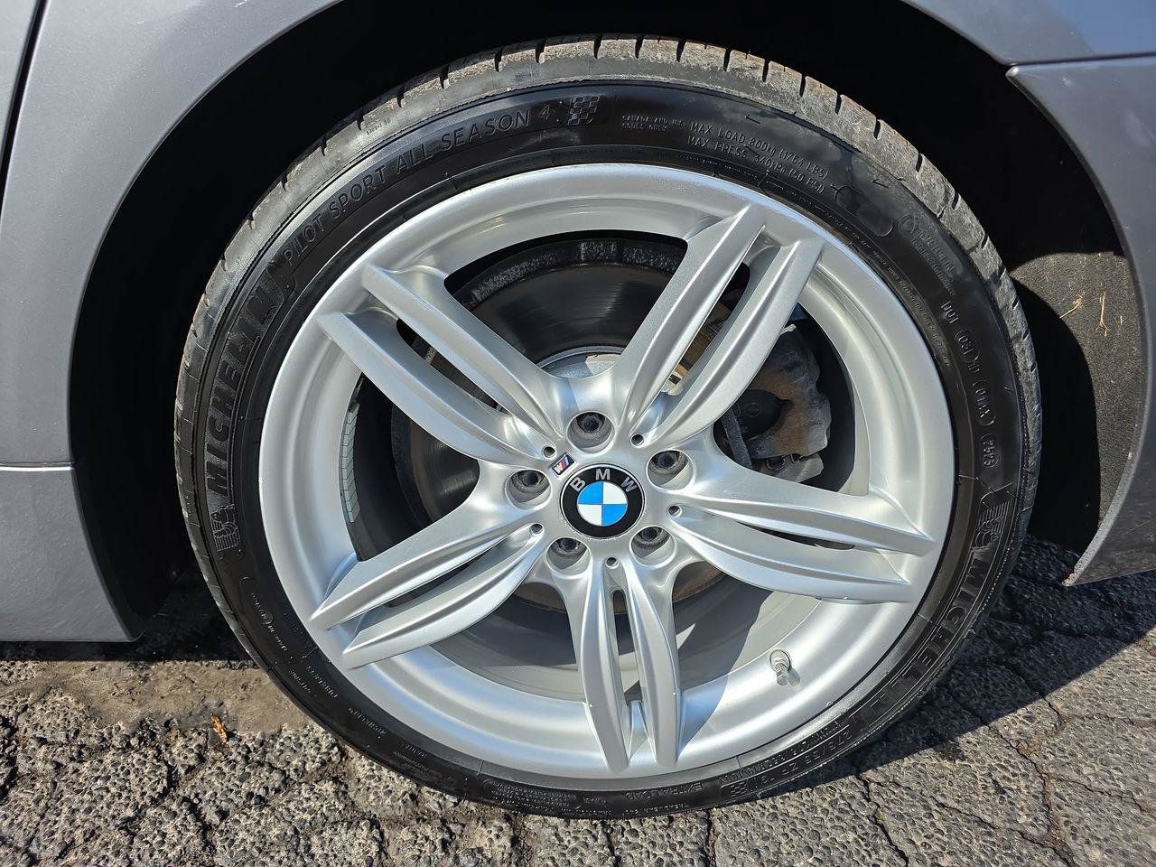 Used 2015 BMW 550i xDrive Sedan AWD/4WD image 30