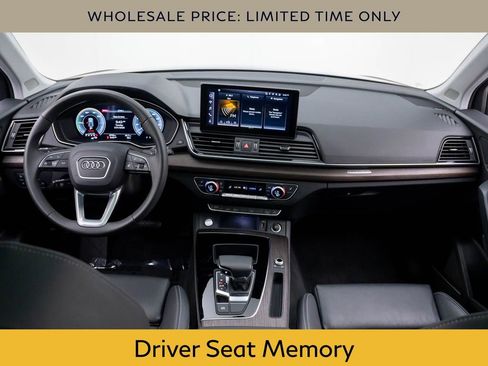 Used 2024 Audi Q5 e Premium Plus AWD/4WD image 9