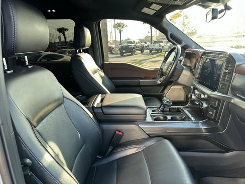 Used 2023 Ford F150 Lariat image 23