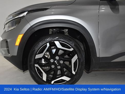 Used 2024 Kia Seltos SX AWD/4WD image 6