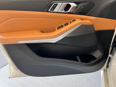 Certified 2023 BMW X5 sDrive40i w/ M Sport Package image 10