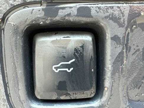 Used 2024 Ford Expedition Max Limited RWD image 19