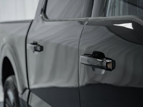 Certified 2023 Ford F150 Lariat w/ Equipment Group 502A High image 19