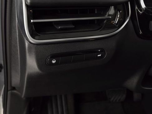 Used 2025 INFINITI QX60 Luxe AWD/4WD image 16