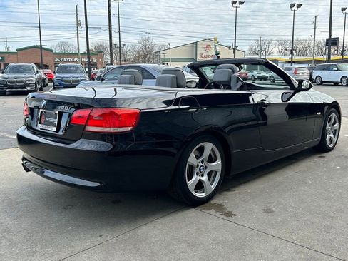 Used 2009 BMW 328i Convertible image 18